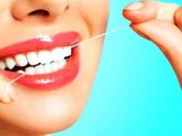 نخ دندان تاثیری در سلامت دندان ندارد !!