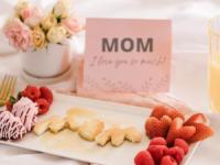تزیین شیک میز غذا به مناسبت روز مادر + تصاویر